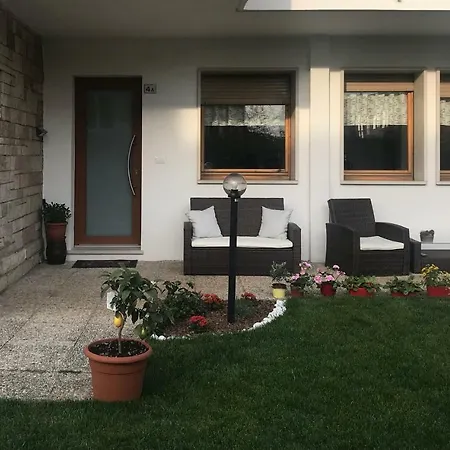 Il Sole E La Luna In Garda (Verona)