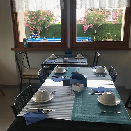 Bed & Breakfast Il Sole E La Luna In Garda (Verona)