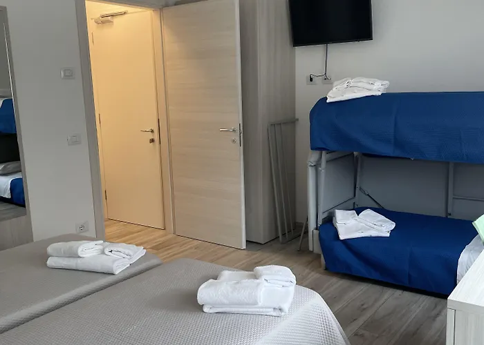 Il Sole E La Luna In فندق مبيت وإفطار غارْدا