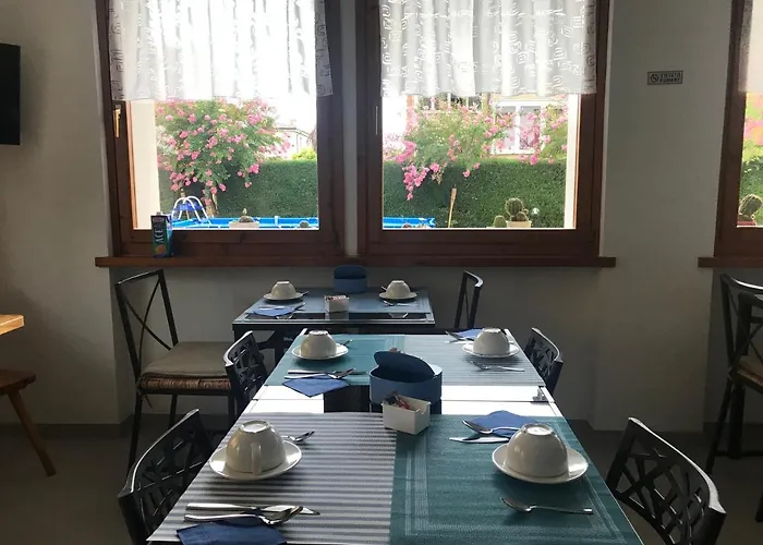 Il Sole E La Luna In 4* غارْدا